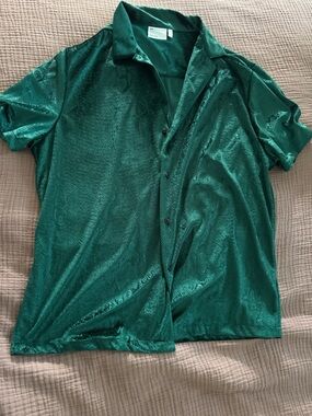 ASOS Men's Emerald Green Velvet Snake Skin Short-Sleeve Button Shirt